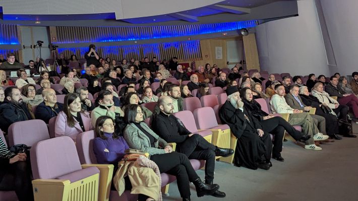 PXL_20260118_104604823